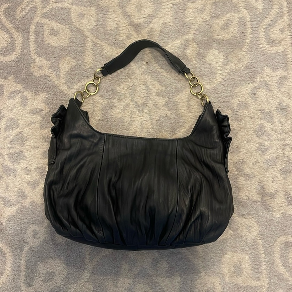 Adrienne Vittadini, black very soft, leather medium shoulder bag pristine EUC